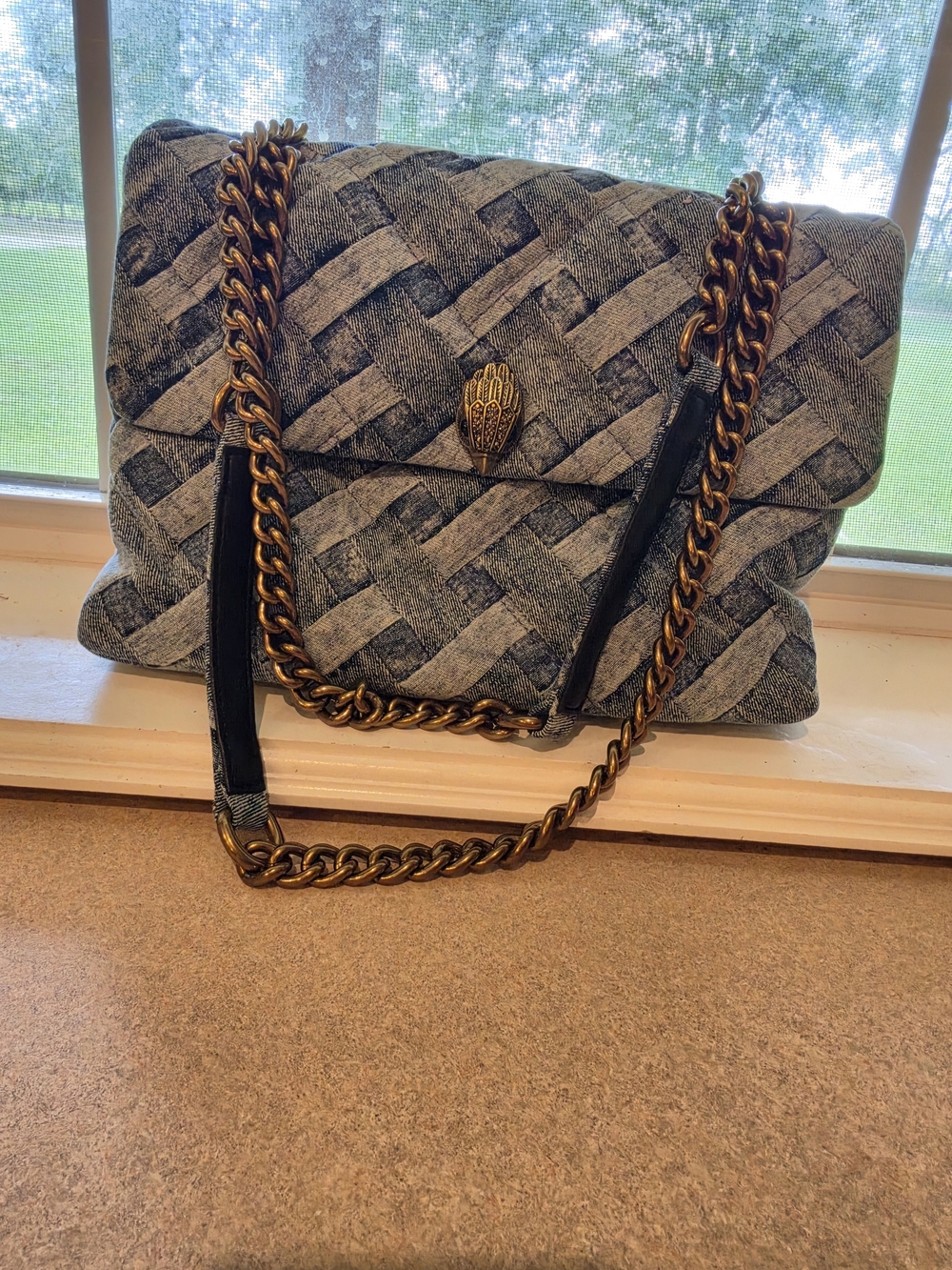 Kurt Geiger Gray Woven Shoulder Bag with Gold Chain